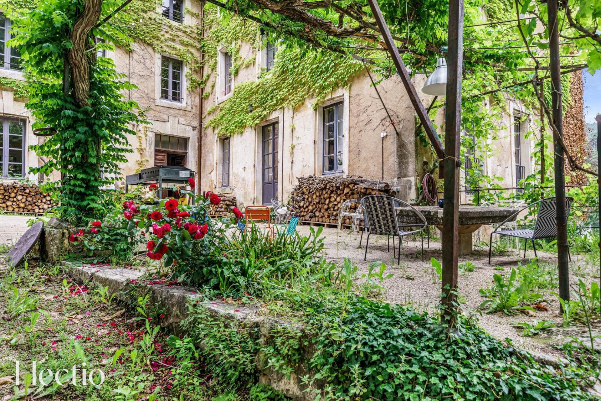 Parenthese En Luberon Ξενοδοχείο Rustrel Εξωτερικό φωτογραφία